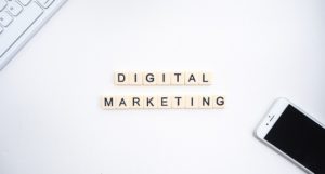 Strategi Pemasaran Online Melalui Teknik Influencer Marketing